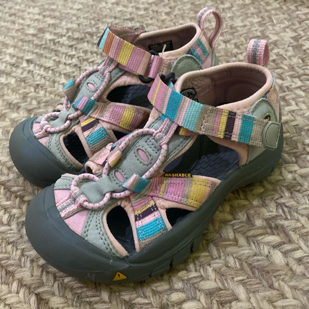 Keen Pink Multi Outdoor Sport Hiking Sandals Shoes Little Kids Girls Size 10